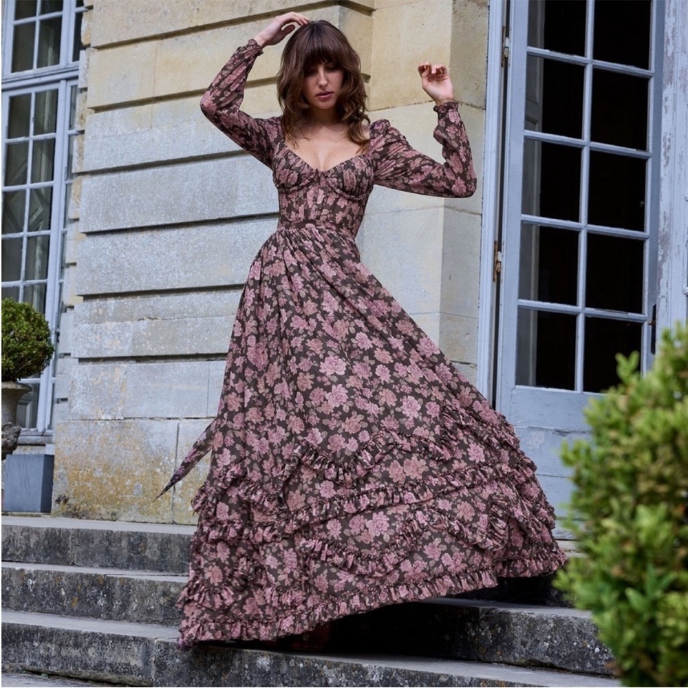 V Chapman Carmella Long Sleeve floral Maxi Dress in Dusty Rose - Picture 3 of 9